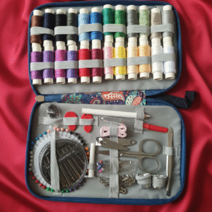 Kit de Couture de Voyage 130 Pièces : L'Indispensable Multifonction