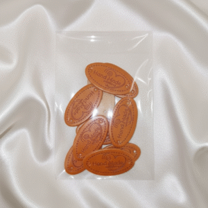 Étiquettes ovale "hand made with love"