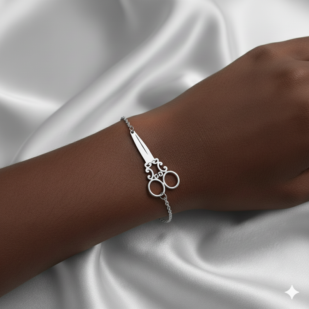 Bracelet "Ciseaux de Brodeuse" – Élégance Argentée et Raffinée en Acier Inoxydable – Image 3