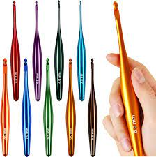 set de crochets ergonomiques – 8 pièces dans Étui luxe rose